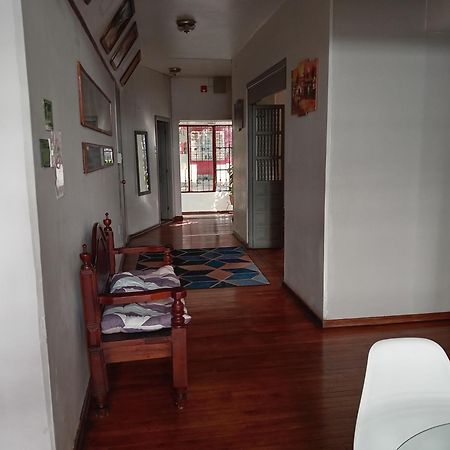 קיטו Hostal Posada Del Maple מראה חיצוני תמונה