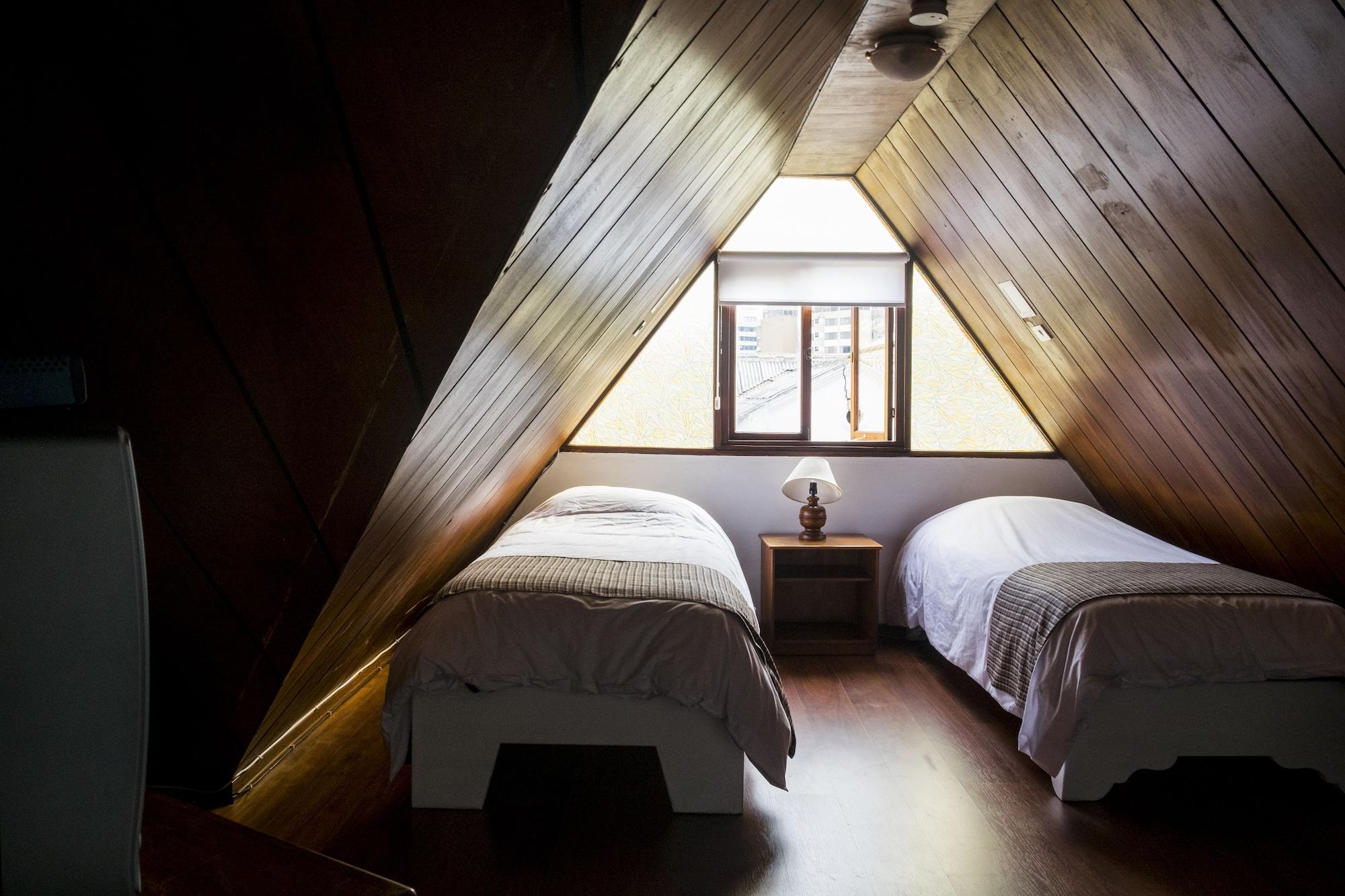 קיטו Hostal Posada Del Maple מראה חיצוני תמונה