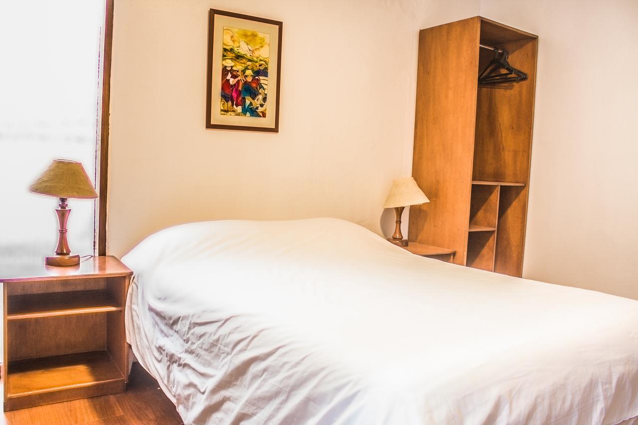 קיטו Hostal Posada Del Maple מראה חיצוני תמונה