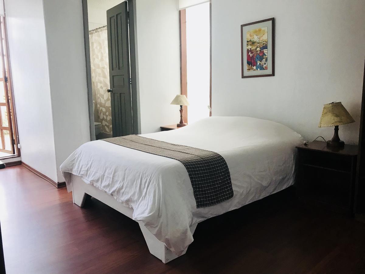 קיטו Hostal Posada Del Maple מראה חיצוני תמונה