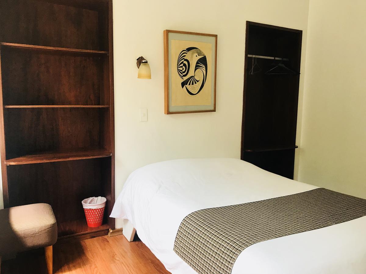 קיטו Hostal Posada Del Maple מראה חיצוני תמונה