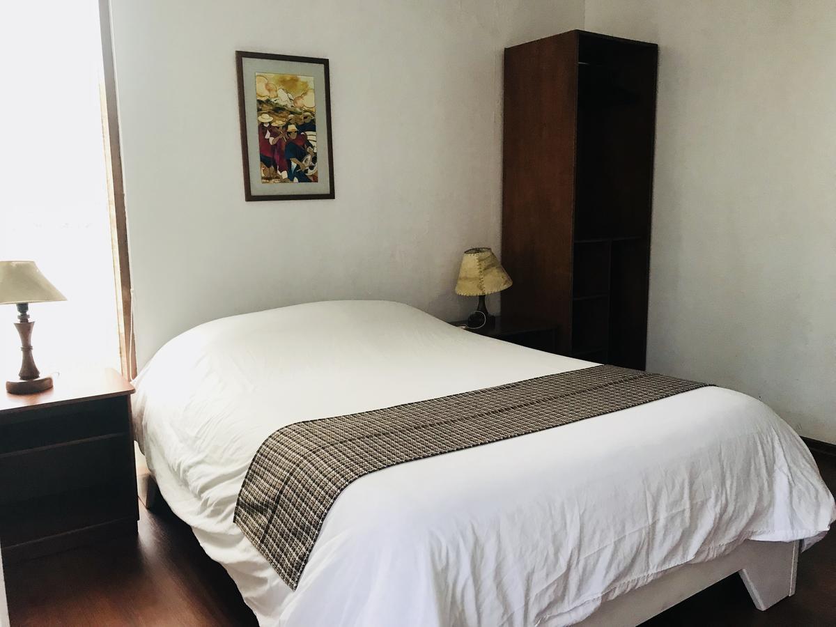 קיטו Hostal Posada Del Maple מראה חיצוני תמונה